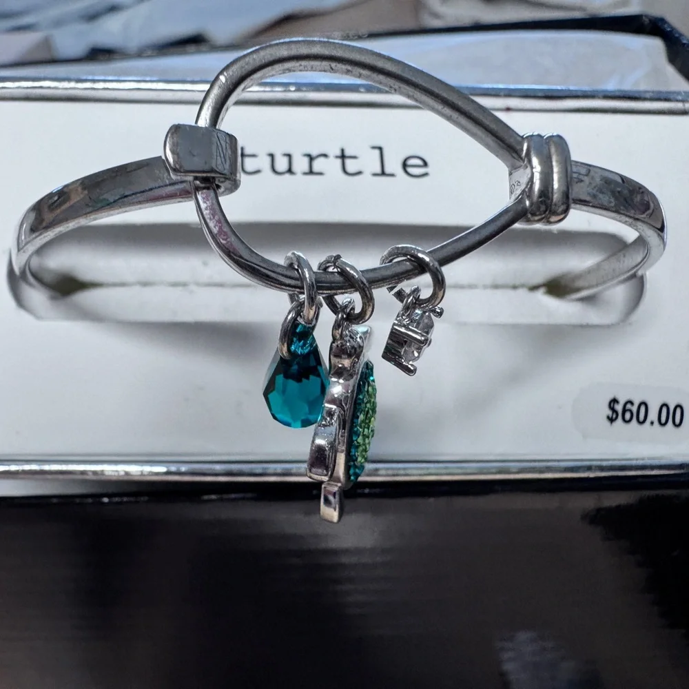 NWT NIB Silver Bracelet Crystal TURTLE Charm, Green/blue tear drop & CZ Orig $60 - Picture 2 of 15